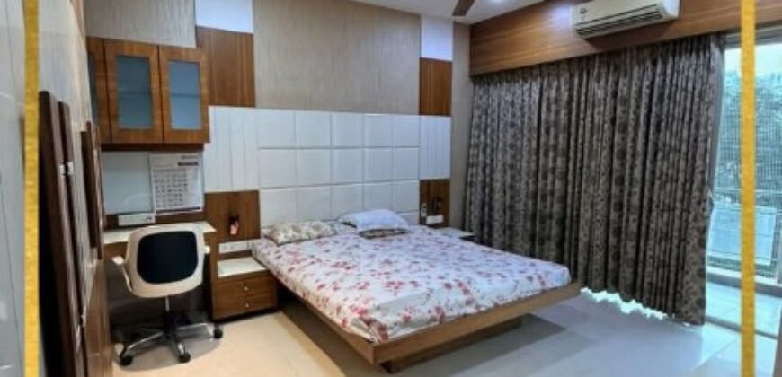 4 BHK Flat